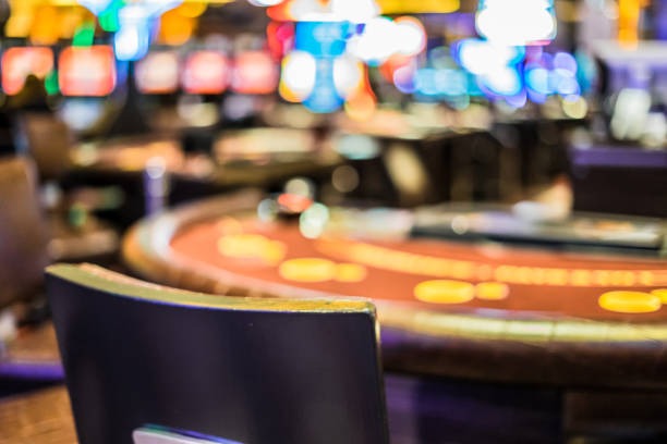 nasa Dream Gaming roulette table showing wheel, betting grid, and dealer on mobile screen